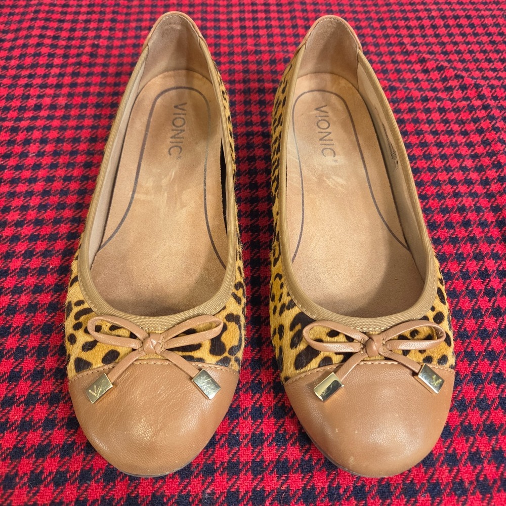 Vionic Minna Leopard Print Ballet Flats Women's sz 7